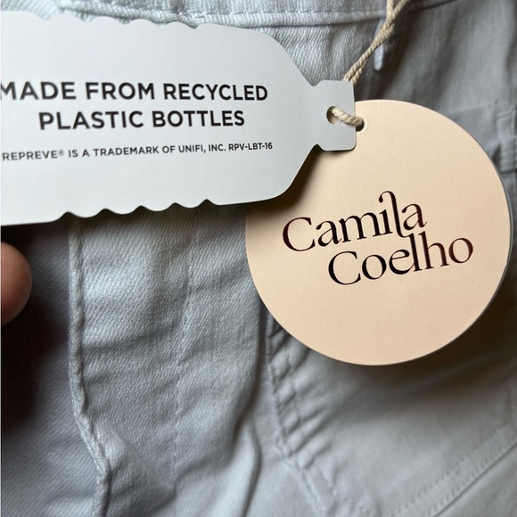 Camila Coelho White Straight Ankle Jeans with Gold Chain Detail - Size 8 NWT - Picture 3 of 10